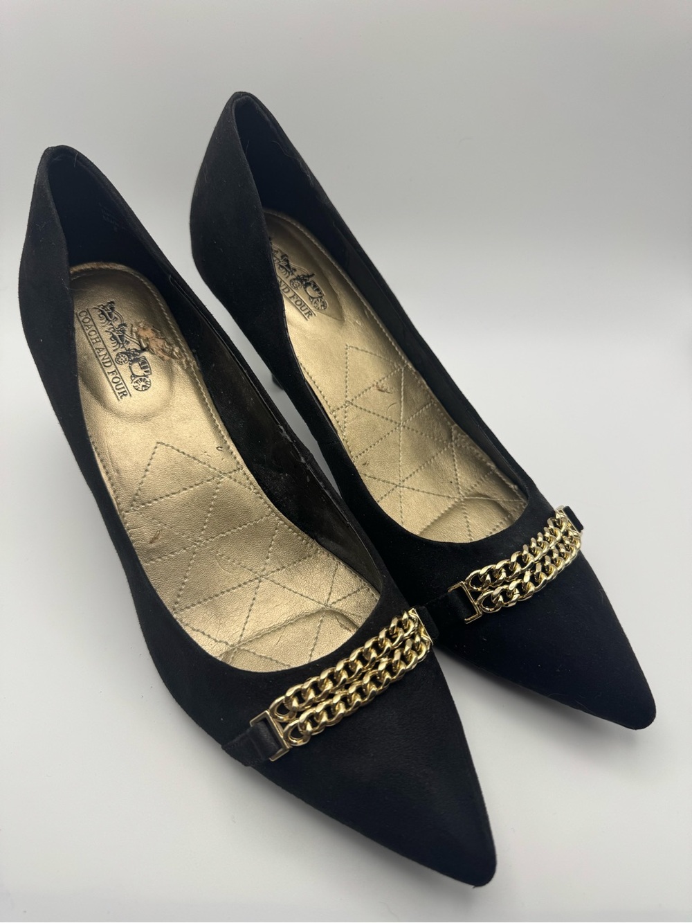 Coach and Four Black Pointed Toe Gold Chain Pumps Heels Size 8